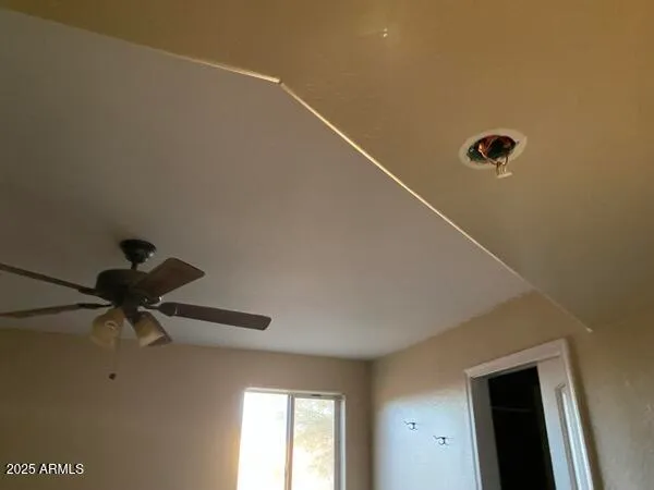 $1 | 37406 North 15th Avenue, Phoenix, AZ 85086