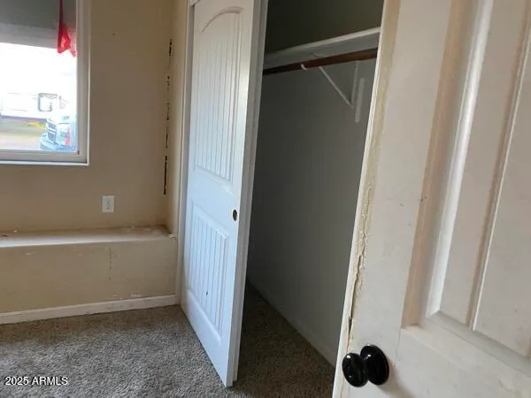 $1 | 37406 North 15th Avenue, Phoenix, AZ 85086