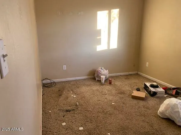 $1 | 37406 North 15th Avenue, Phoenix, AZ 85086