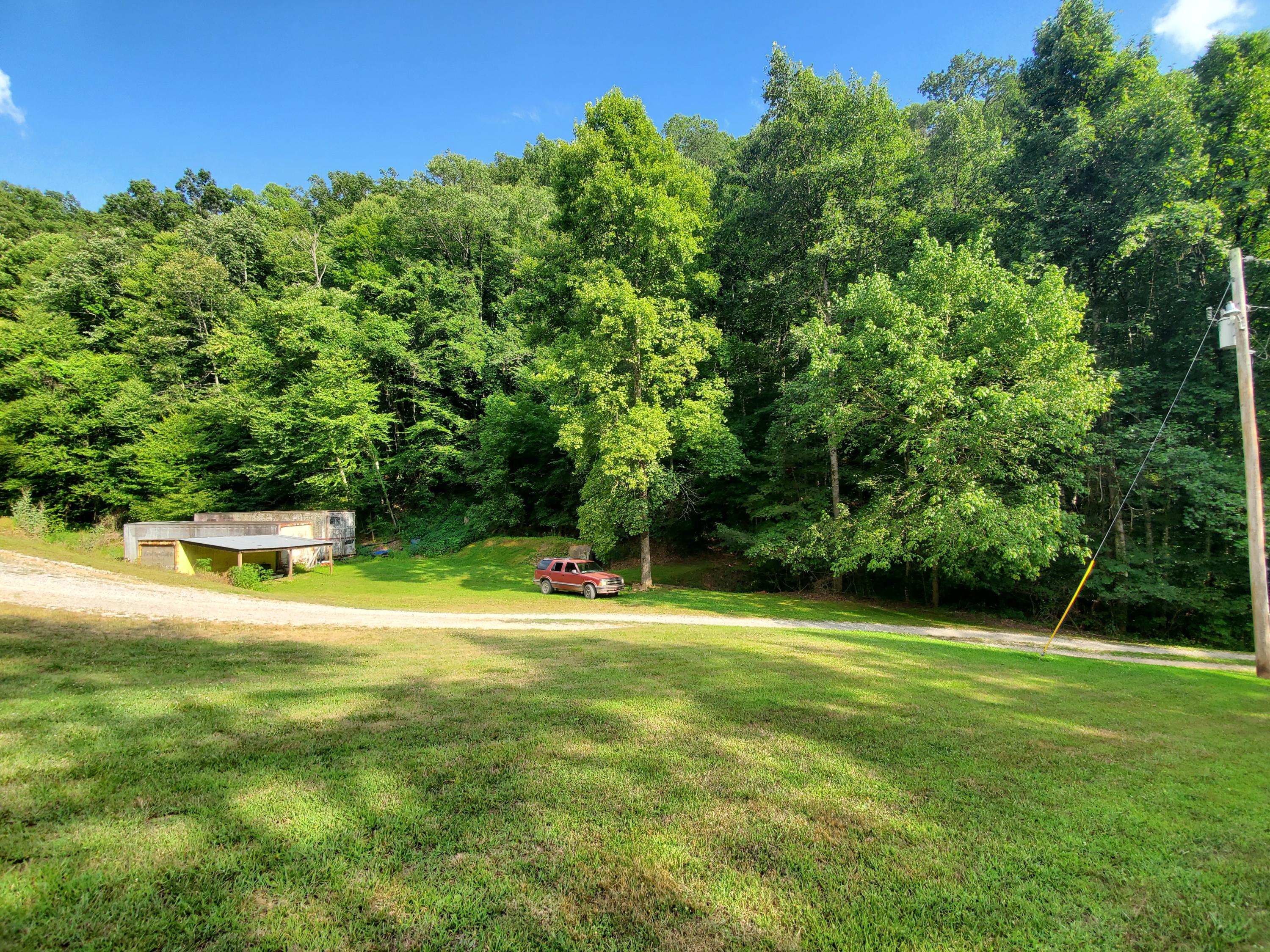 1073 Long Hollow Road Sneedville, TN 37869 - Photo 7 of 29 20200720_174634