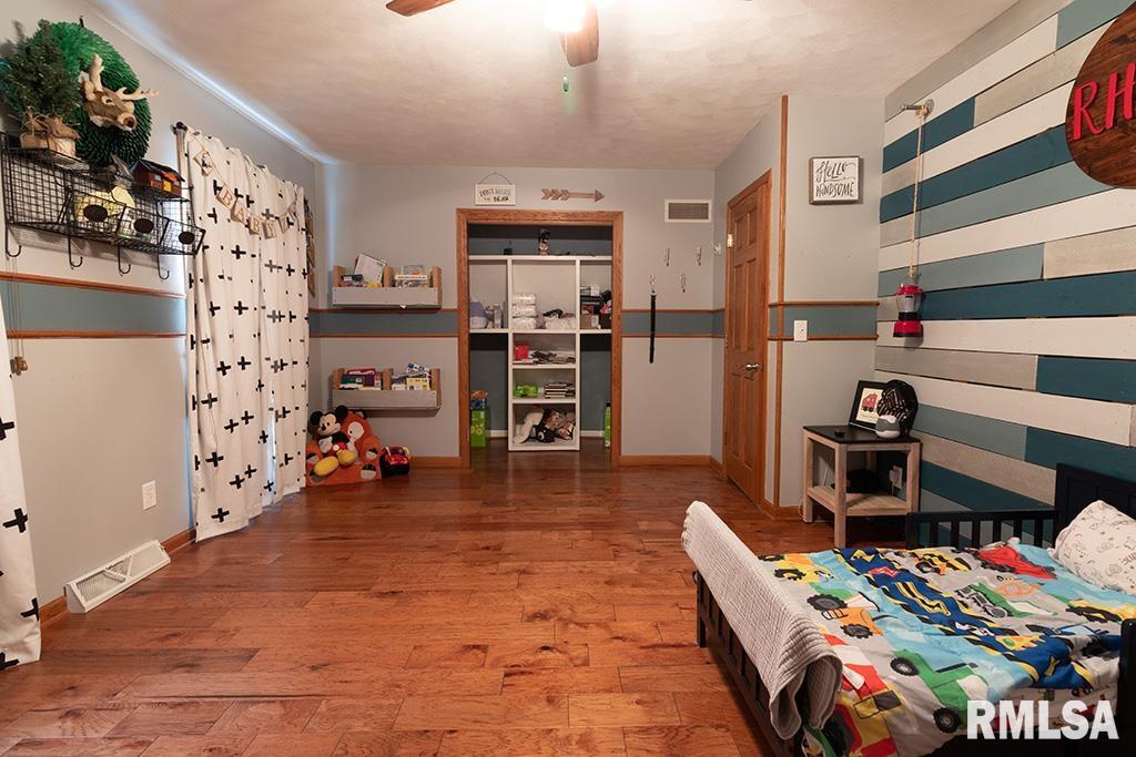 11836 Coon Hunters Road Blue Grass, IA 52726 - Photo 20 of 32 Gallery Image 20