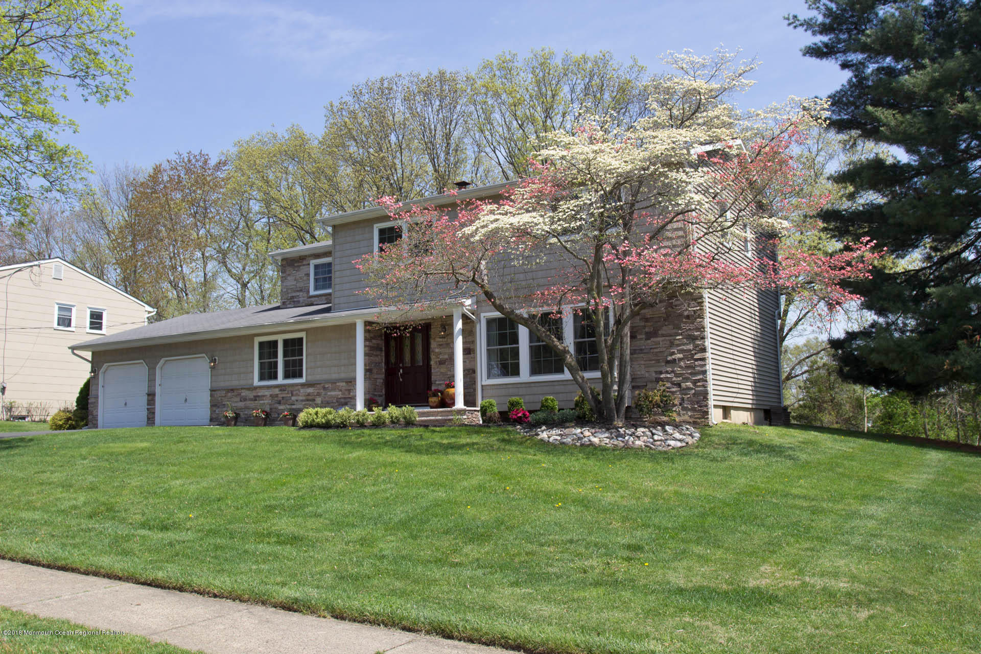 10 Bruce Road Morganville, NJ 07751 - Photo 3 of 51 03
