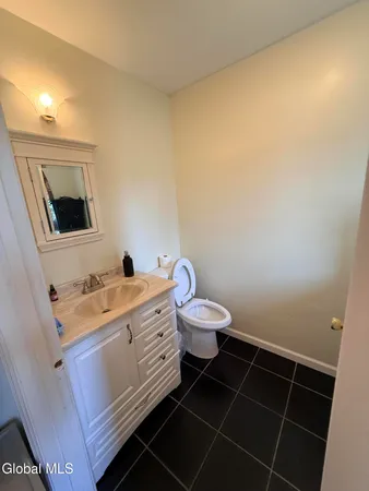 $2,200 | 120 Donna Lynn Drive, East Greenbush, NY 12061