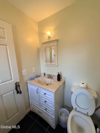 $2,200 | 120 Donna Lynn Drive, East Greenbush, NY 12061