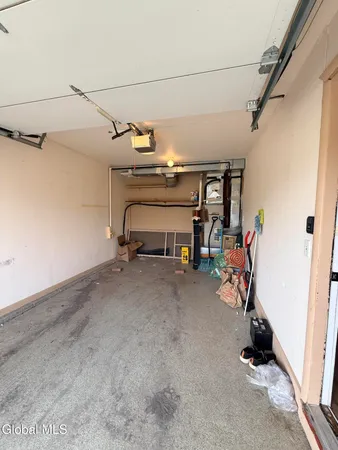 $2,200 | 120 Donna Lynn Drive, East Greenbush, NY 12061