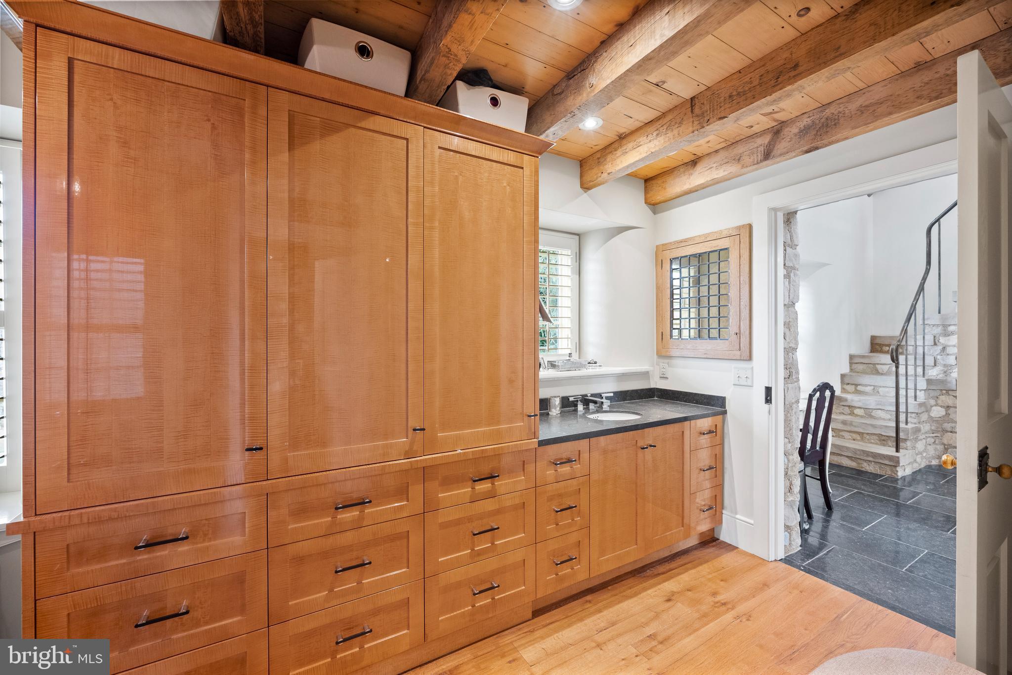 1500 Church Road Malvern, PA 19355 - Photo 46 of 80 Primary dressing room w/ sink