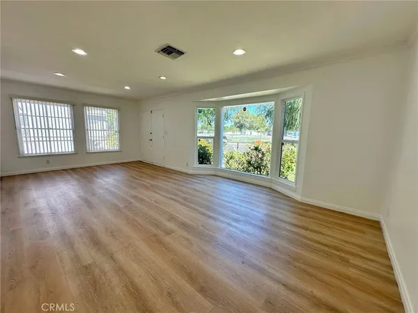 $4,500 | 17516 Lemay Street, Lake Balboa, CA 91406
