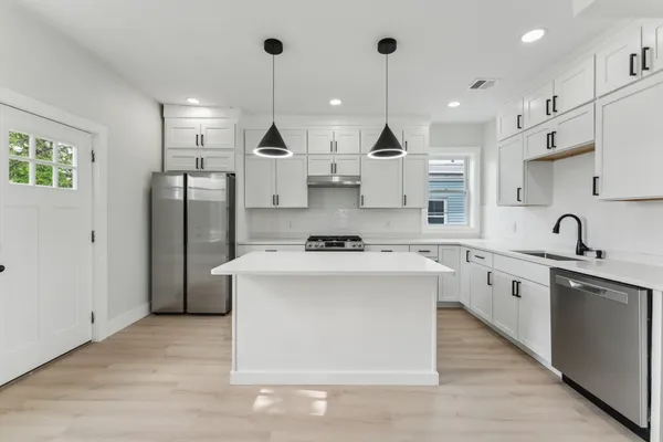 $4,800 | 47 Brackett Street, Unit 3, Boston, MA 02135