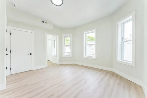 $4,800 | 47 Brackett Street, Unit 3, Boston, MA 02135