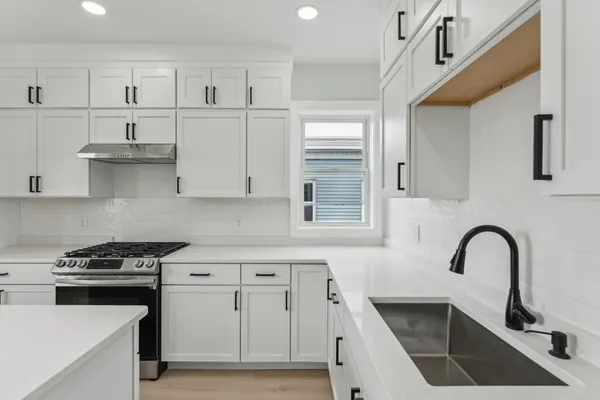 $4,800 | 47 Brackett Street, Unit 3, Boston, MA 02135