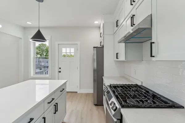 $4,800 | 47 Brackett Street, Unit 3, Boston, MA 02135