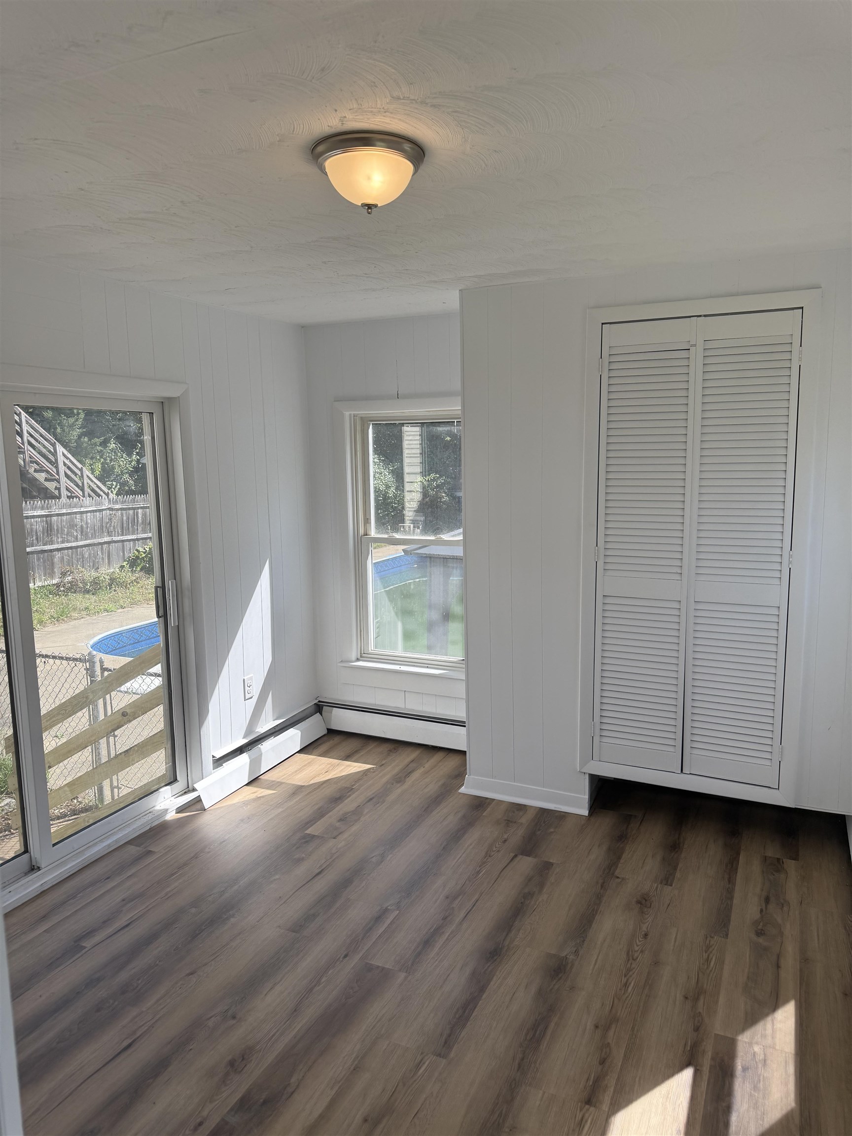 554 Granite Street Manchester, NH 03102 - Photo 6 of 16 Gallery Image 6