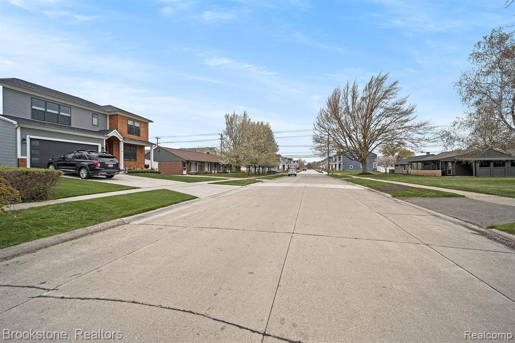 4108 Kent Road Royal Oak, MI 48073 - Photo 24 of 26