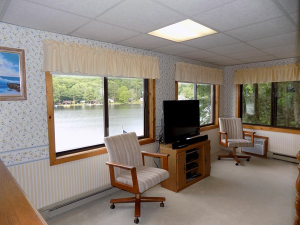 2 Sandy Beach Road Holland, MA 01521 - Photo 9 of 20