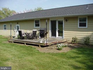 3 Cindy Circle Lititz, PA 17543 - Photo 4 of 6