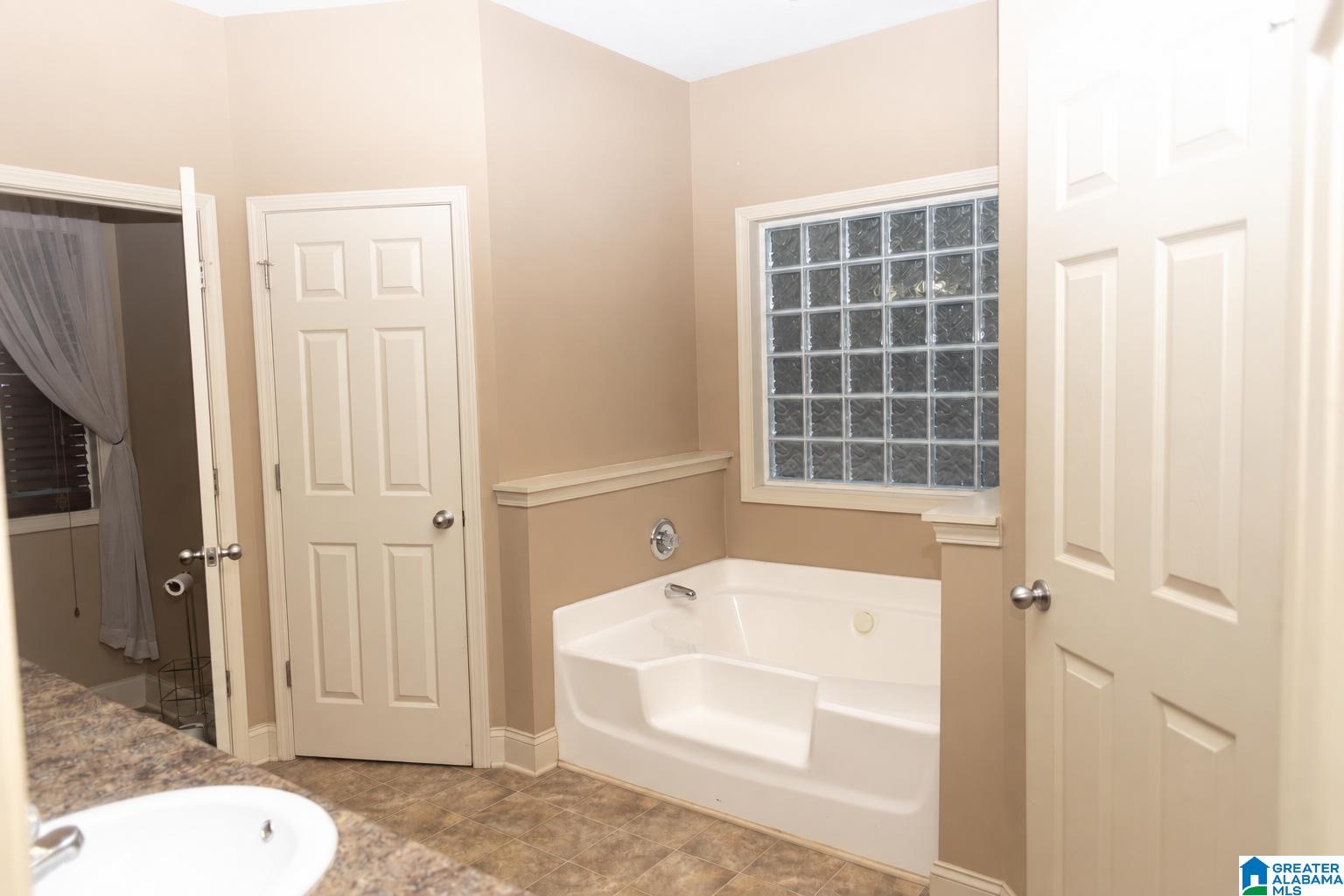 1045 Lee Road Valley, AL 36854 - Photo 25 of 32 Gallery Image 25