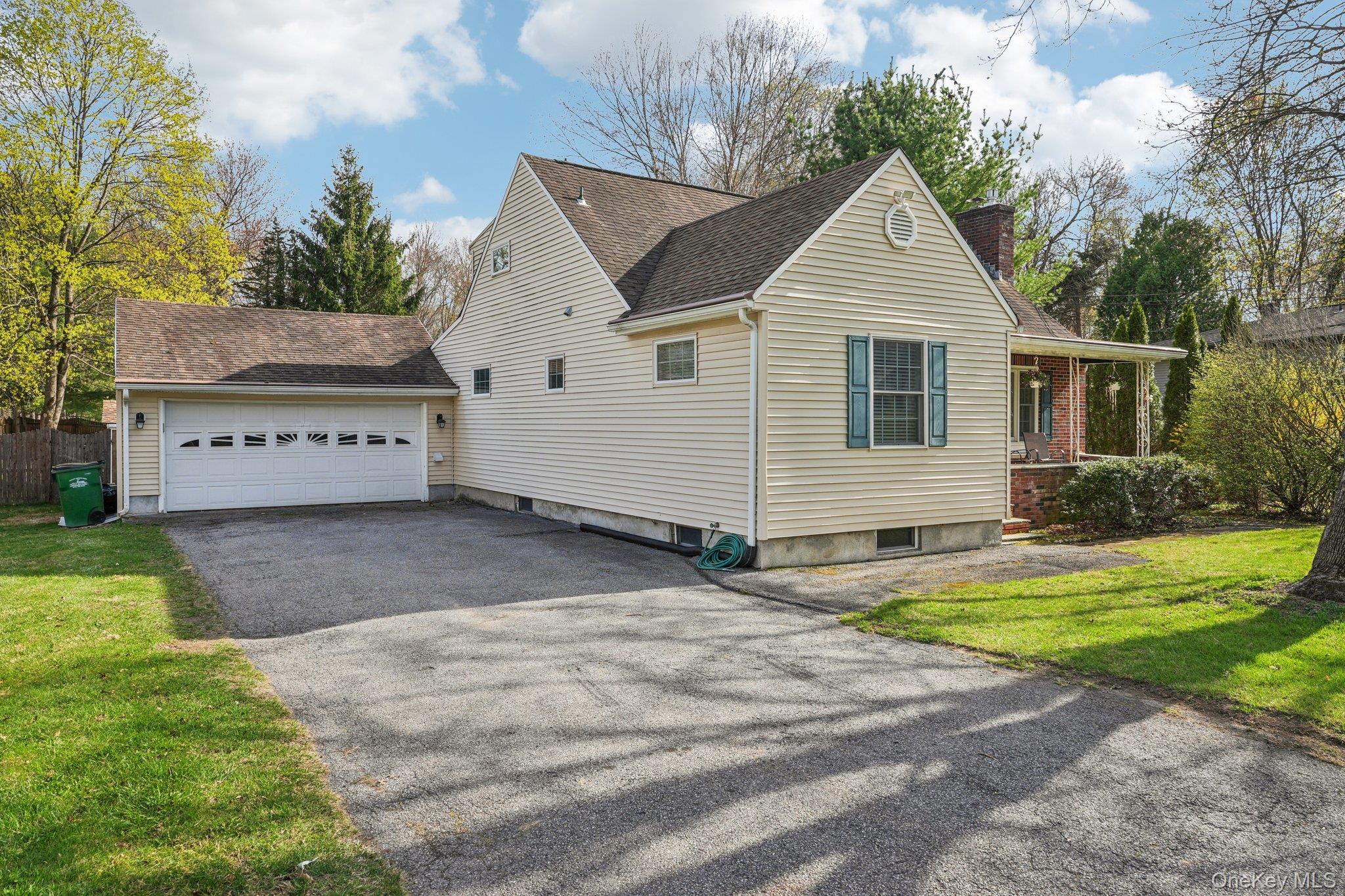 40 Widmer Road Wappingers Falls, NY 12590 - Photo 2 of 44