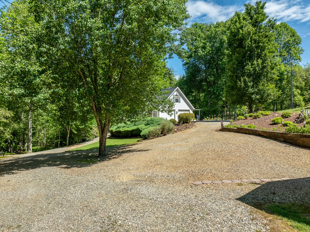724 Fish Cove Road Blairsville, GA 30512 - Photo 18 of 88