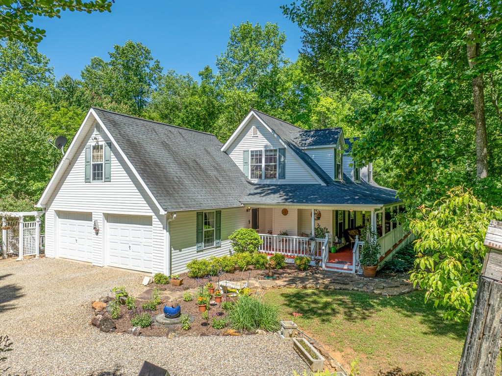 724 Fish Cove Road Blairsville, GA 30512 - Photo 2 of 88