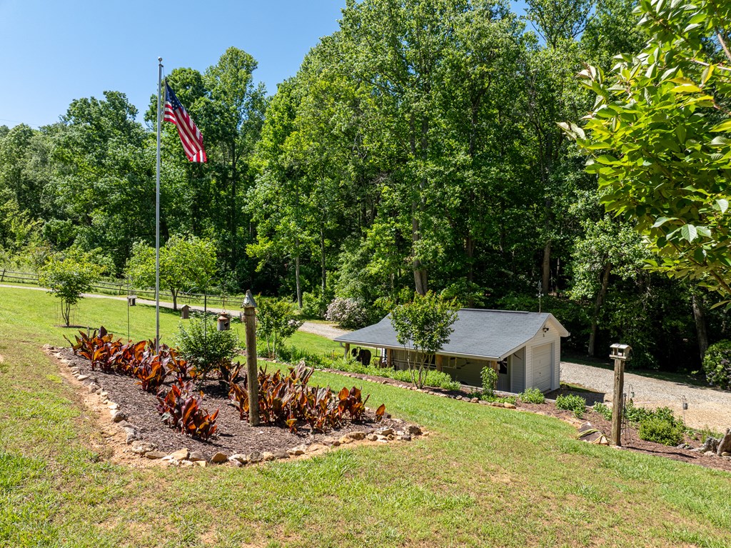 724 Fish Cove Road Blairsville, GA 30512 - Photo 24 of 88