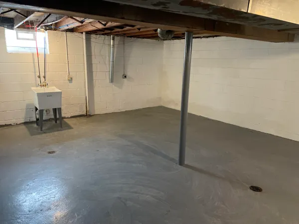 $1,200 | 18400 Rosemont Avenue, Detroit, MI 48219