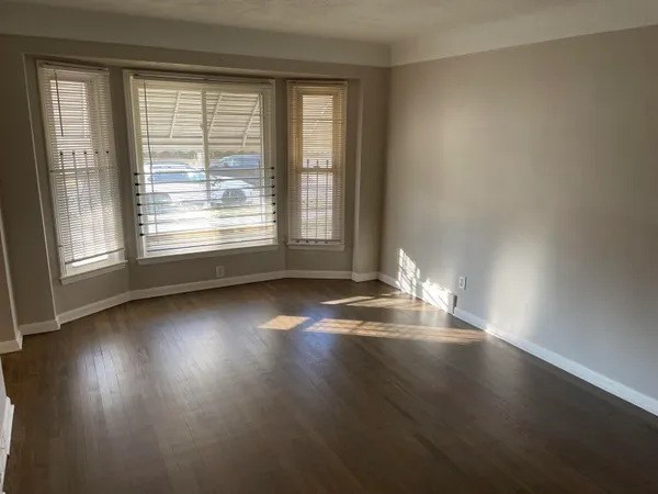 $1,200 | 18400 Rosemont Avenue, Detroit, MI 48219