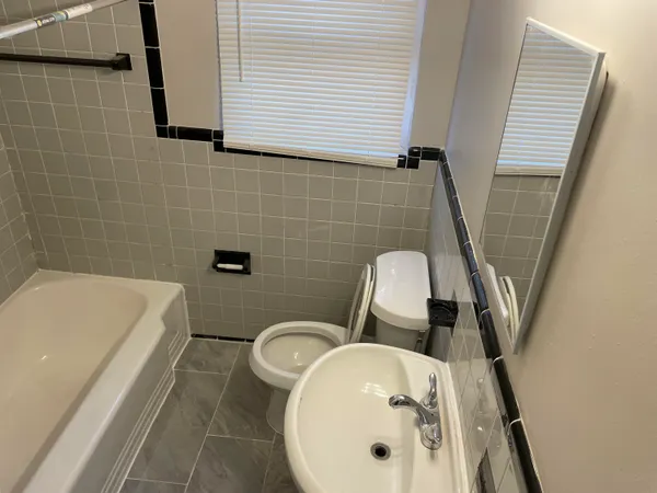 $1,200 | 18400 Rosemont Avenue, Detroit, MI 48219