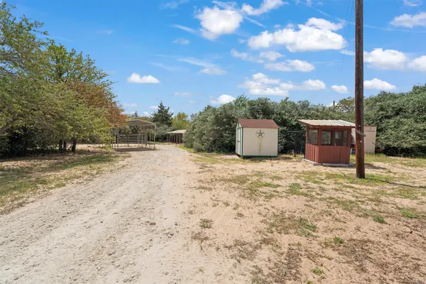$440,000 | 10996 County Road 311, Rockdale, TX 76567