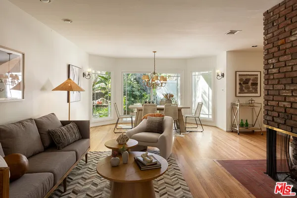 $1,275,000 | 3661 Malafia Drive, Glendale, CA 91208