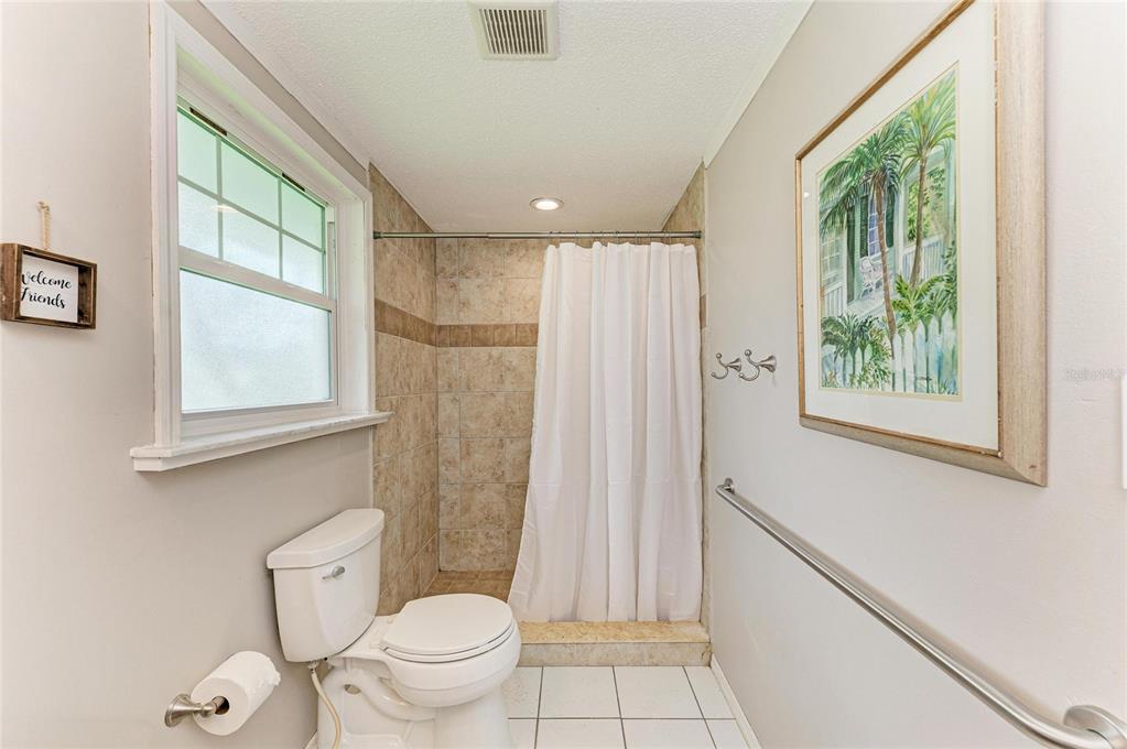 4400 Zenith Road Venice, FL 34293 - Photo 12 of 16