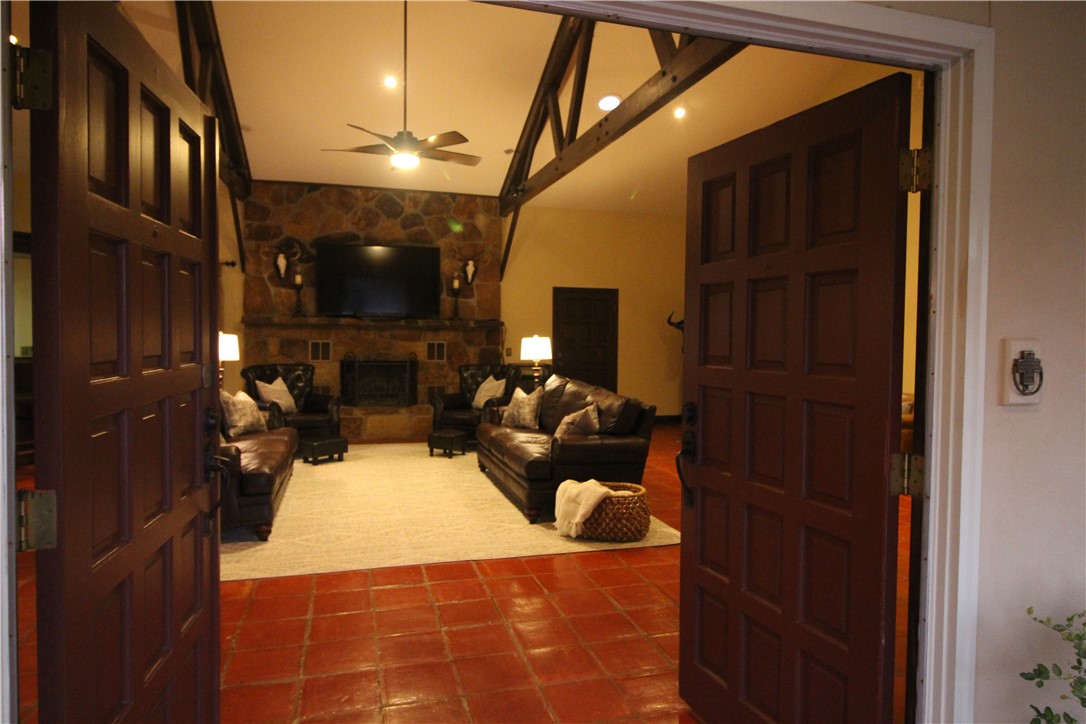 330 Radisson Road Seneca, SC 29678 - Photo 4 of 40 Gallery Image 4
