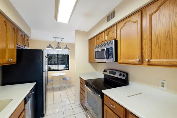 $1,850 | 4564 Longwater Chase, Unit 53, Sarasota, FL 34235