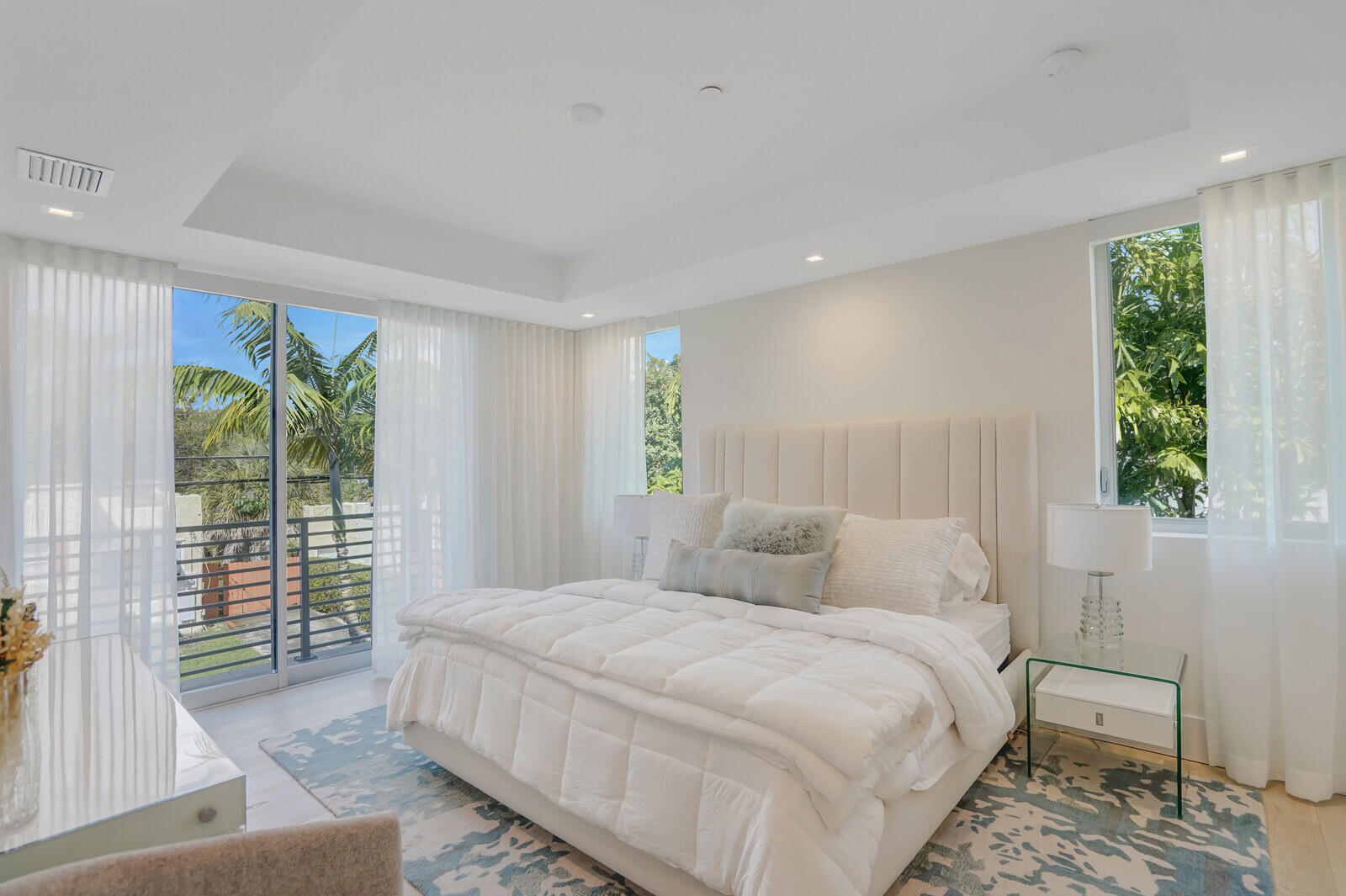 200 Northeast 7th Avenue, Unit 3 Delray Beach, FL 33483 - Photo 27 of 71 a bedroom with a large bed and a window