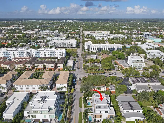 $2,749,000 | 200 Northeast 7th Avenue, Unit 3, Delray Beach, FL 33483