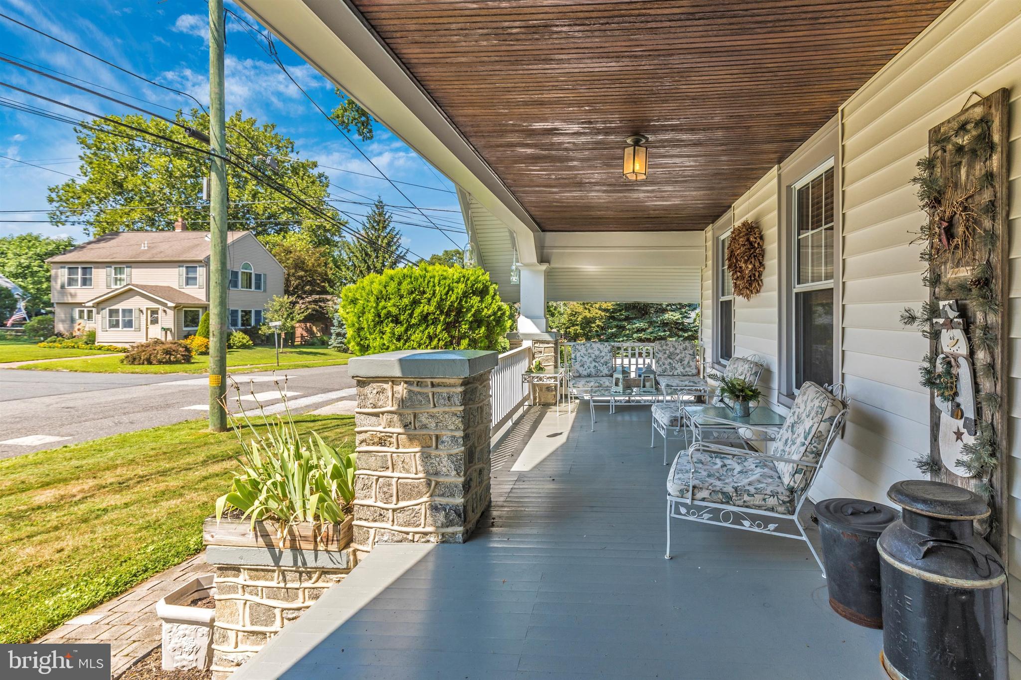 309 Ryanard Road Wallingford, PA 19086 - Photo 3 of 41