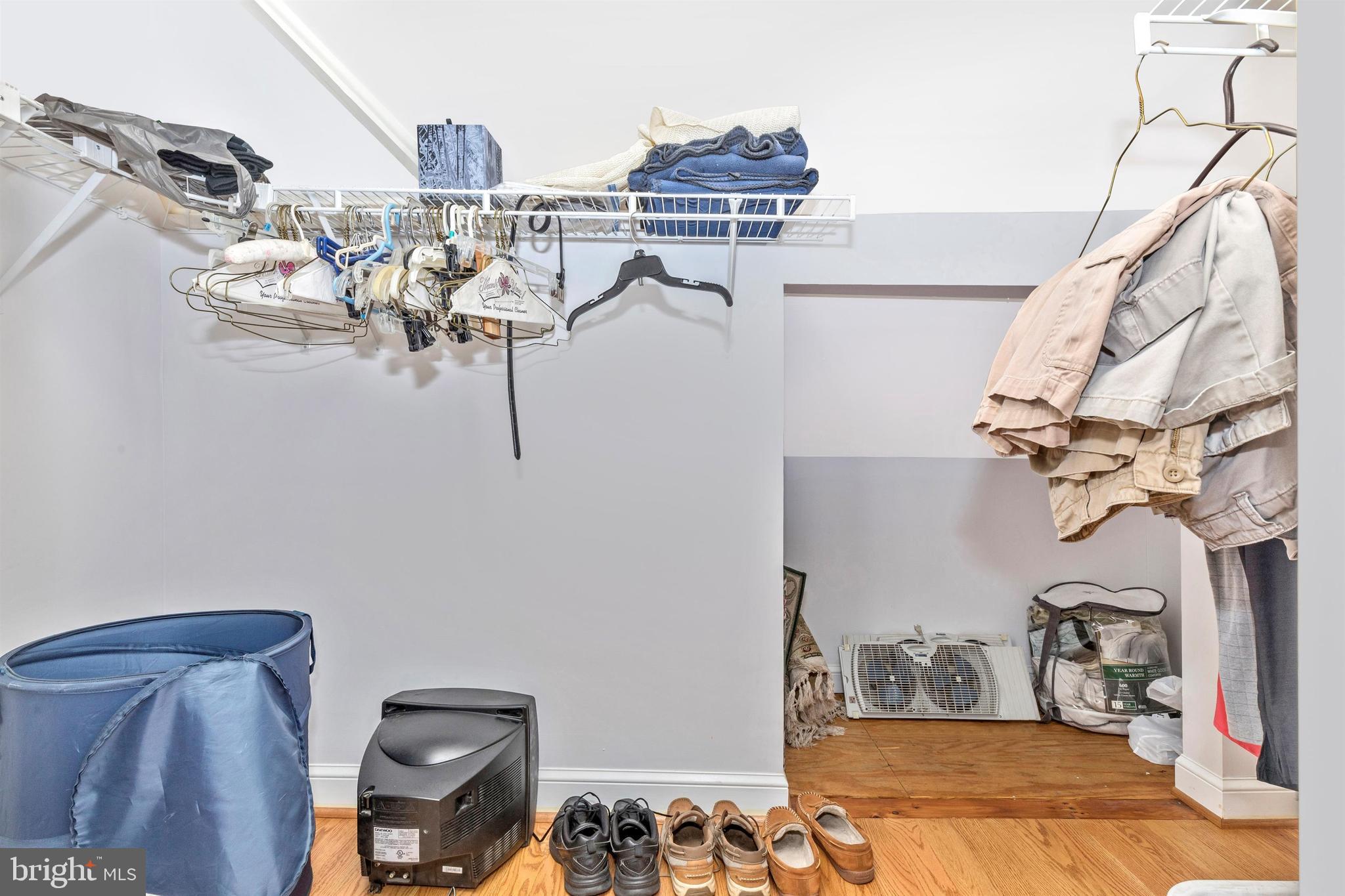 309 Ryanard Road Wallingford, PA 19086 - Photo 26 of 41 master bedroom closet