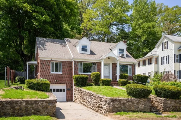 $375,000 | 220 Marcy Street, Southbridge, MA 01550