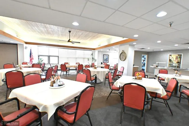 $67,900 | 7600 Golden Valley Road, Unit 510, Golden Valley, MN 55427