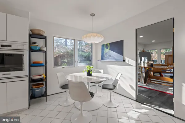 $760,000 | 9512 White Spring Way, Columbia, MD 21046