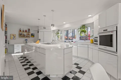 $760,000 | 9512 White Spring Way, Columbia, MD 21046