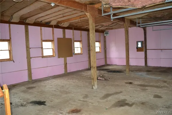 $69,900 | 11423 Highway 98, Freedom, NY 14065
