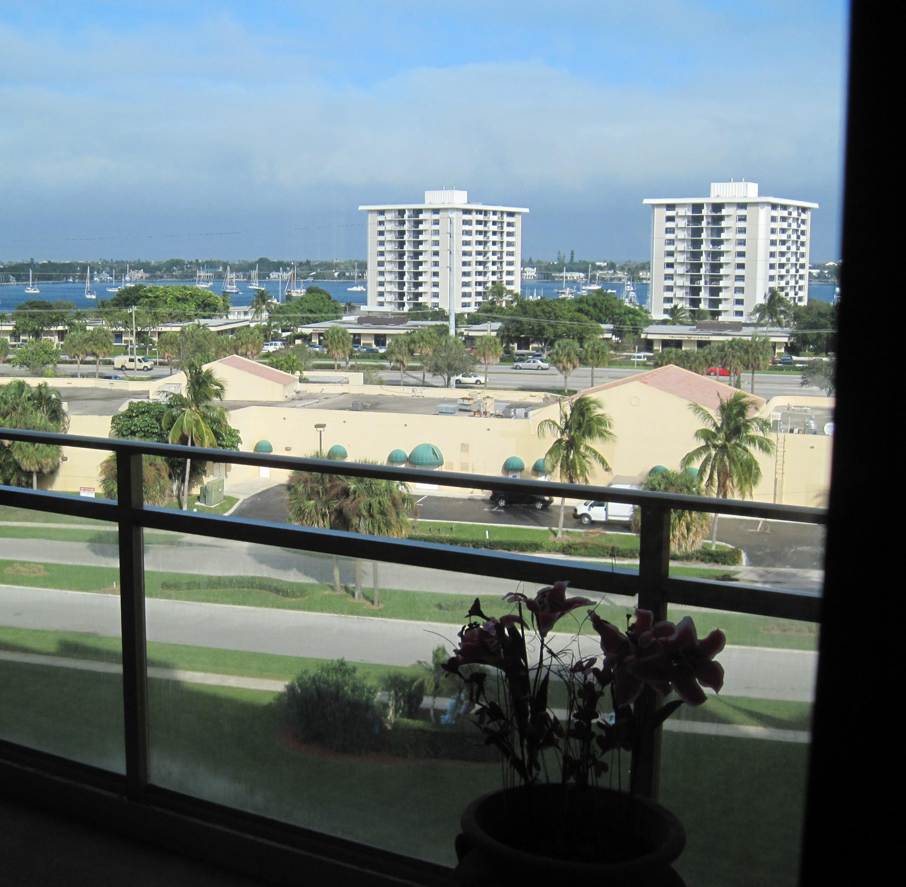 336 Golfview Road, Unit 718 North Palm Beach, FL 33408 - Photo 5 of 28 Balcony View