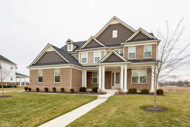 $1,250,000 | 2900 Towne Meadow Drive, Carmel, IN 46032
