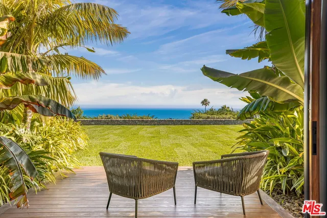 $29,950,000 | 11809 Ellice Street, Malibu, CA 90265