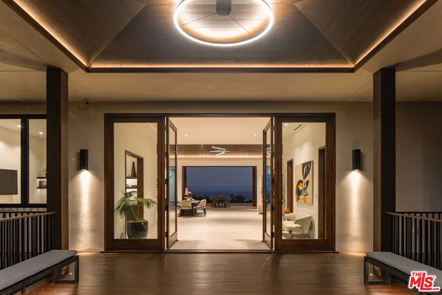 $29,950,000 | 11809 Ellice Street, Malibu, CA 90265