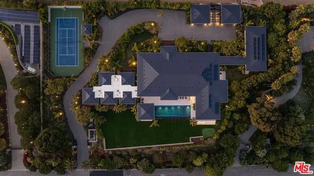 $15,000,000 | 11809 Ellice Street, Malibu, CA 90265