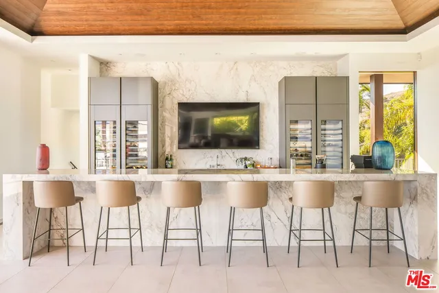 $29,950,000 | 11809 Ellice Street, Malibu, CA 90265