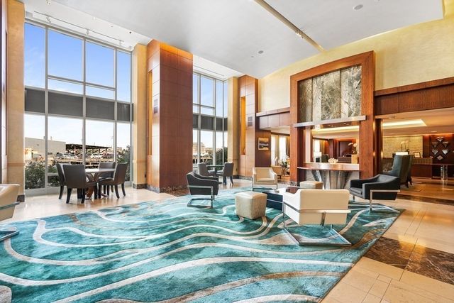 $1,170,000 | 4 Battery Wharf, Unit 4301, Boston, MA 02109