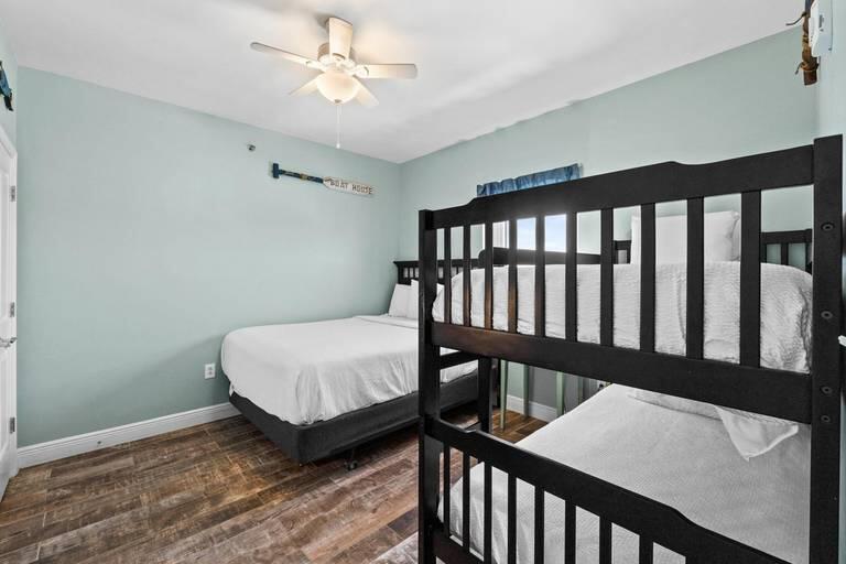 16701 Front Beach Road, Unit 1807 Panama City Beach, FL 32413 - Photo 16 of 28 SB 1807 - Bedroom #2