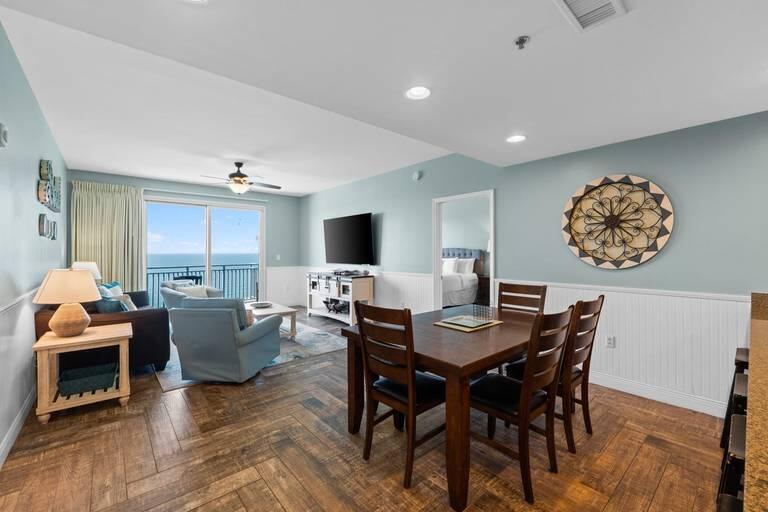 16701 Front Beach Road, Unit 1807 Panama City Beach, FL 32413 - Photo 4 of 28 Sterling Breeze 1807 - 3